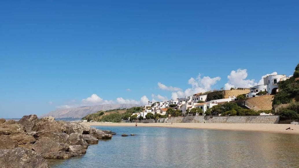 הוילה טראפטו Cala Marina Holidays מראה חיצוני תמונה