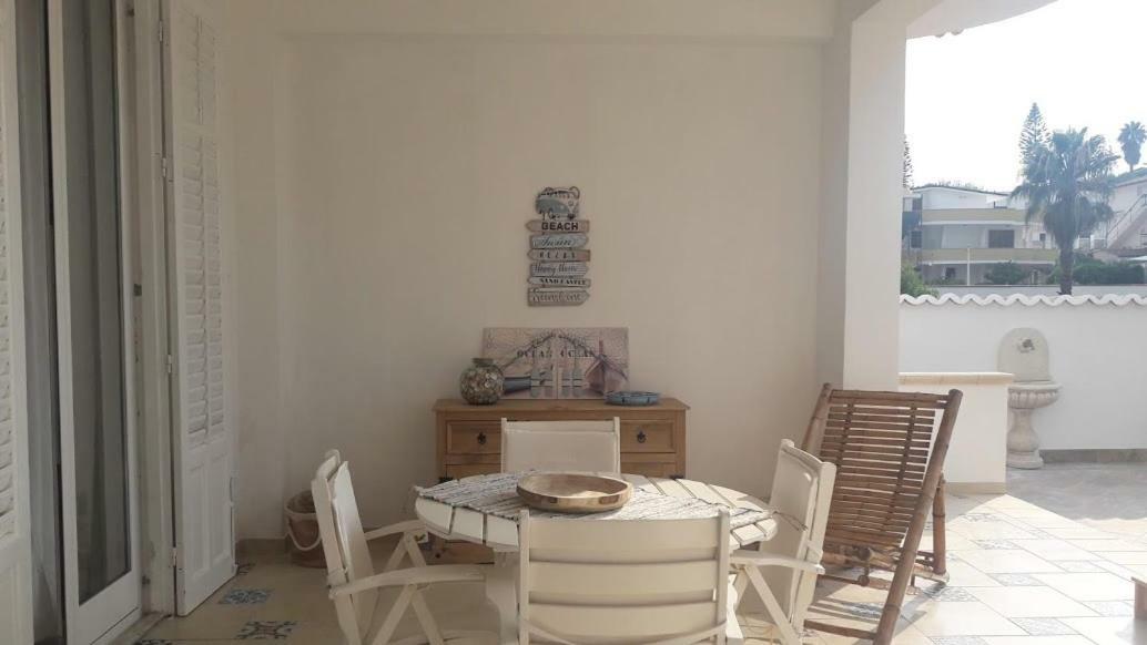 הוילה טראפטו Cala Marina Holidays מראה חיצוני תמונה