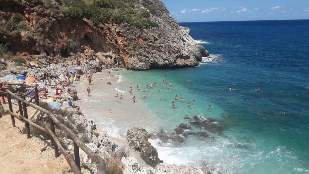 הוילה טראפטו Cala Marina Holidays מראה חיצוני תמונה